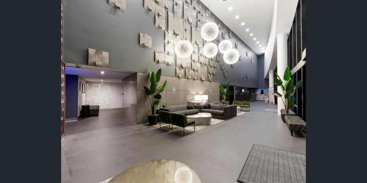 Circle On Cavill Free Parking Apartment Gold Coast Bagian luar foto